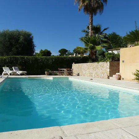 Bed & Breakfast Les Collines De St Paul *